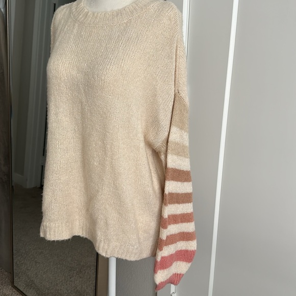 PINK LILY | Striped Knitted Sweater - Picture 3 of 7